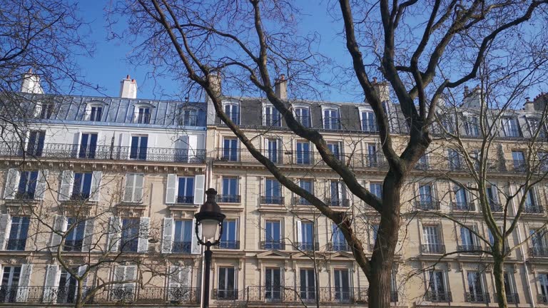 Qui doit payer la taxe foncière ?